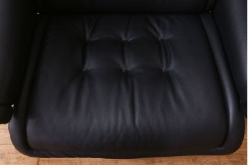 中古美品　EKORNES(エコーネス)　ロイヤルシリーズ　ストレスレスチェア・オットマン(テーブル付き)