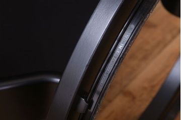 中古美品　EKORNES(エコーネス)　ロイヤルシリーズ　ストレスレスチェア・オットマン(テーブル付き)