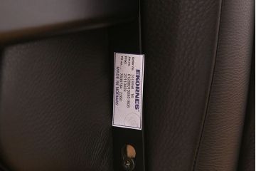 中古美品　EKORNES(エコーネス)　ロイヤルシリーズ　ストレスレスチェア・オットマン(テーブル付き)