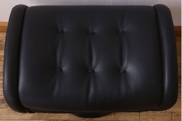 中古美品　EKORNES(エコーネス)　ロイヤルシリーズ　ストレスレスチェア・オットマン(テーブル付き)