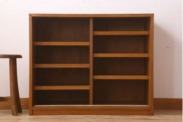 アンティーク家具　モールガラス引き戸　ブナ材　小ぶりなアンティーク収納棚