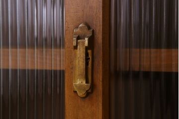 アンティーク家具　モールガラス引き戸　ブナ材　小ぶりなアンティーク収納棚