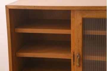 アンティーク家具　モールガラス引き戸　ブナ材　小ぶりなアンティーク収納棚