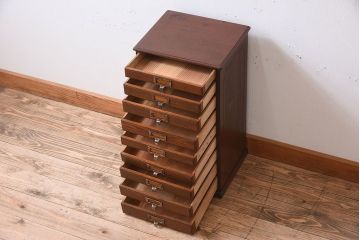 アンティーク家具　和製アンティーク　9杯引き出し付き!昭和期のネームプレート付き小引き出し