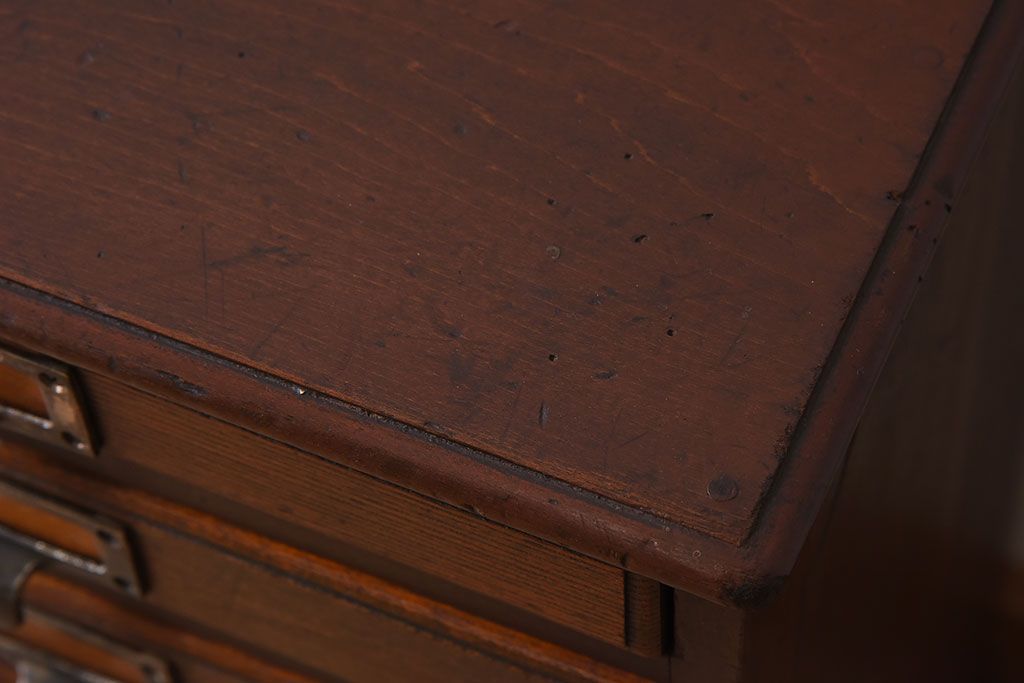 アンティーク家具　和製アンティーク　9杯引き出し付き!昭和期のネームプレート付き小引き出し