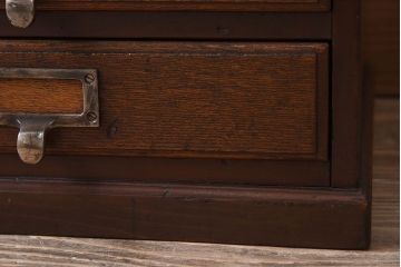アンティーク家具　和製アンティーク　9杯引き出し付き!昭和期のネームプレート付き小引き出し