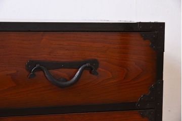 和製アンティーク　引き手特注　極美品!前面栗材製の最上重ね箪笥