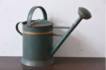 アンティーク雑貨　ヨーロッパビンテージ　シャビーなじょうろ(ジョウロ)