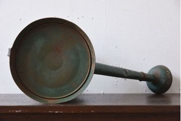 アンティーク雑貨　ヨーロッパビンテージ　シャビーなじょうろ(ジョウロ)