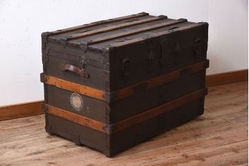 1930年頃　ヨーロッパビンテージのトランク
