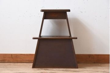アンティーク雑貨　収納・フタ付き　昭和レトロなアンティーク踏み台