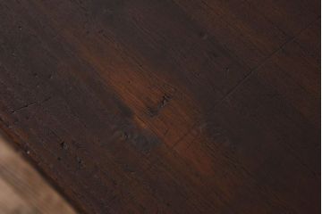 アンティーク家具　総桐材製　クリアガラス引き戸　古い木の鉄脚ローボード(桐箪笥、桐たんす)