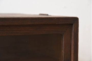 アンティーク家具　総桐材製　クリアガラス引き戸　古い木の鉄脚ローボード(桐箪笥、桐たんす)