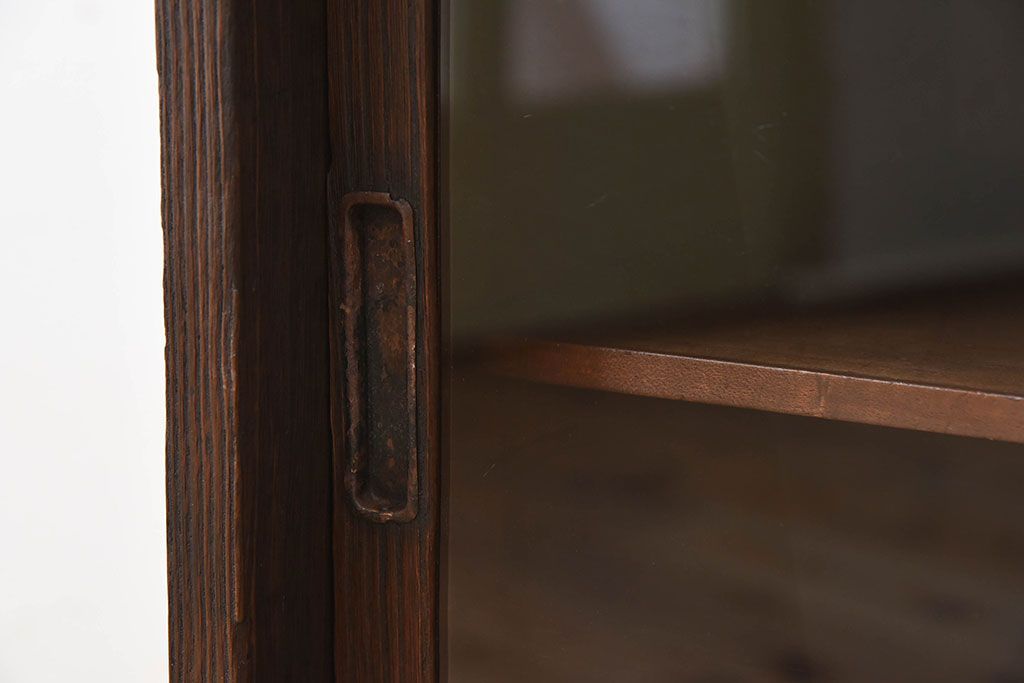 アンティーク家具　総桐材製　クリアガラス引き戸　古い木の鉄脚ローボード(桐箪笥、桐たんす)