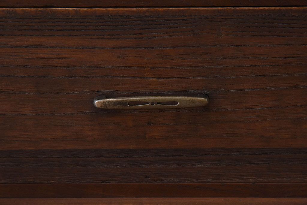 アンティーク家具　総桐材製　クリアガラス引き戸　古い木の鉄脚ローボード(桐箪笥、桐たんす)