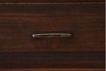 アンティーク家具　総桐材製　クリアガラス引き戸　古い木の鉄脚ローボード(桐箪笥、桐たんす)