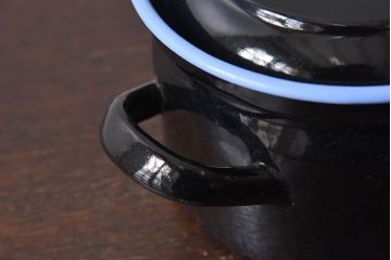 アンティーク雑貨　ヨーロッパビンテージ　ホーロー(琺瑯)　両手鍋(2)