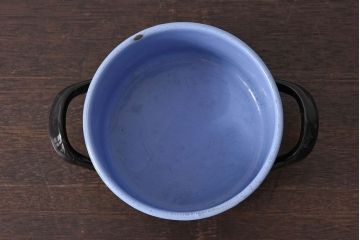 アンティーク雑貨　ヨーロッパビンテージ　ホーロー(琺瑯)　両手鍋(3)