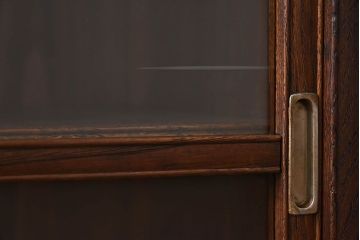 アンティーク家具　大正ロマン　当時物ガラスの引き戸　前面栗材の小ぶりな収納棚