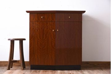 中古美品　カリモク　ドマーニ　チェスト(定価約31万円)