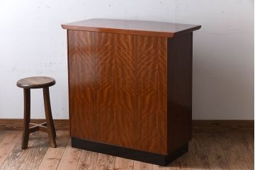 中古美品　カリモク　ドマーニ　チェスト(定価約31万円)