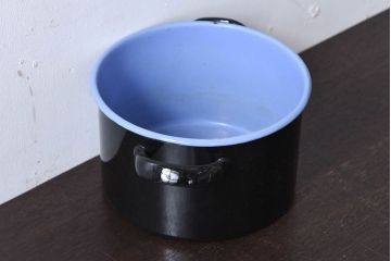 アンティーク雑貨　ヨーロッパビンテージ　ホーロー(琺瑯)　キャセロール鍋