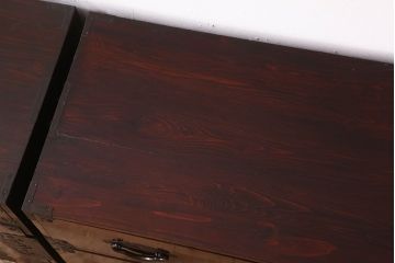 アンティーク家具　古民具・骨董　桜丸金具　前面栗材の米沢箪笥(衣装箪笥)(台輪付き)