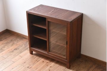 アンティーク家具　クリアガラス引き戸　前面檜材製　古い木のアンティーク収納棚