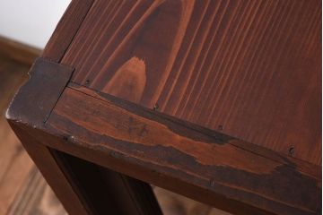 アンティーク家具　クリアガラス引き戸　前面檜材製　古い木のアンティーク収納棚