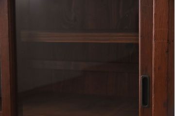 アンティーク家具　クリアガラス引き戸　前面檜材製　古い木のアンティーク収納棚