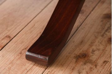 ヴィンテージ家具　北欧家具　ビンテージ　革張りの3人掛けソファ