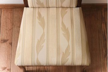 中古美品　カリモク　ドマーニ　ダイニングチェア(定価約20万円)(2)