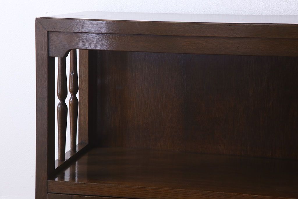 レトロ家具　和製アンティーク　モールガラス入り!大ぶりなレトロ本箱(ブックケース)(3)