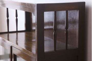 レトロ家具　和製アンティーク　モールガラス入り!大ぶりなレトロ本箱(ブックケース)(3)