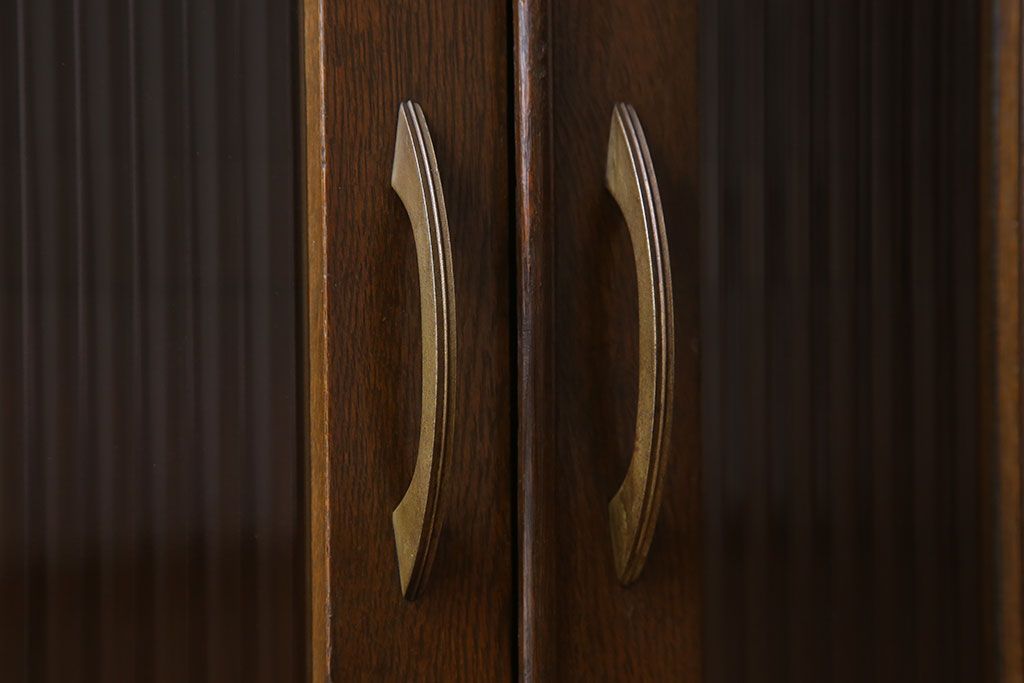 レトロ家具　和製アンティーク　モールガラス入り!大ぶりなレトロ本箱(ブックケース)(3)