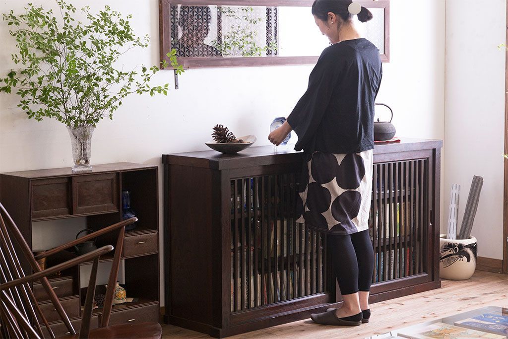 アンティーク家具　六尺　明治大正期　前面欅材!アンティーク収納箪笥サイドボード(水屋箪笥)(2)