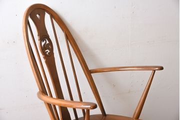 ヴィンテージ家具　イギリス　ERCOL(アーコール)　ビンテージ　スワンアームチェア(クエーカーチェア)(1)