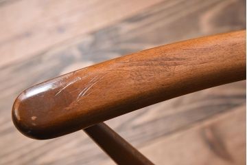 ヴィンテージ家具　イギリス　ERCOL(アーコール)　ビンテージ　スワンアームチェア(クエーカーチェア)(1)