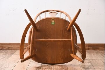 ヴィンテージ家具　イギリス　ERCOL(アーコール)　ビンテージ　スワンアームチェア(クエーカーチェア)(1)