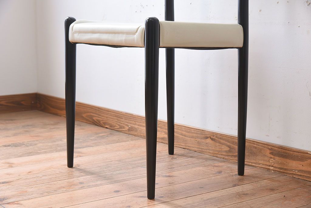 北欧家具　ビンテージ　Librenza　G-PLAN(ジープラン)　ダイニングチェア(モデル636)(1)