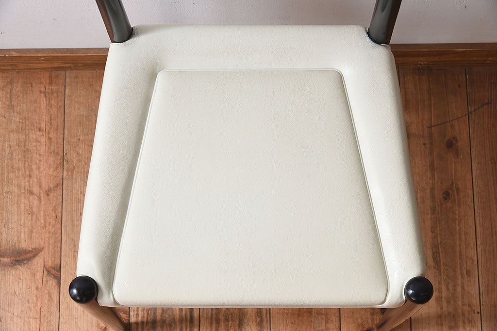 北欧家具　ビンテージ　Librenza　G-PLAN(ジープラン)　ダイニングチェア(モデル636)(1)