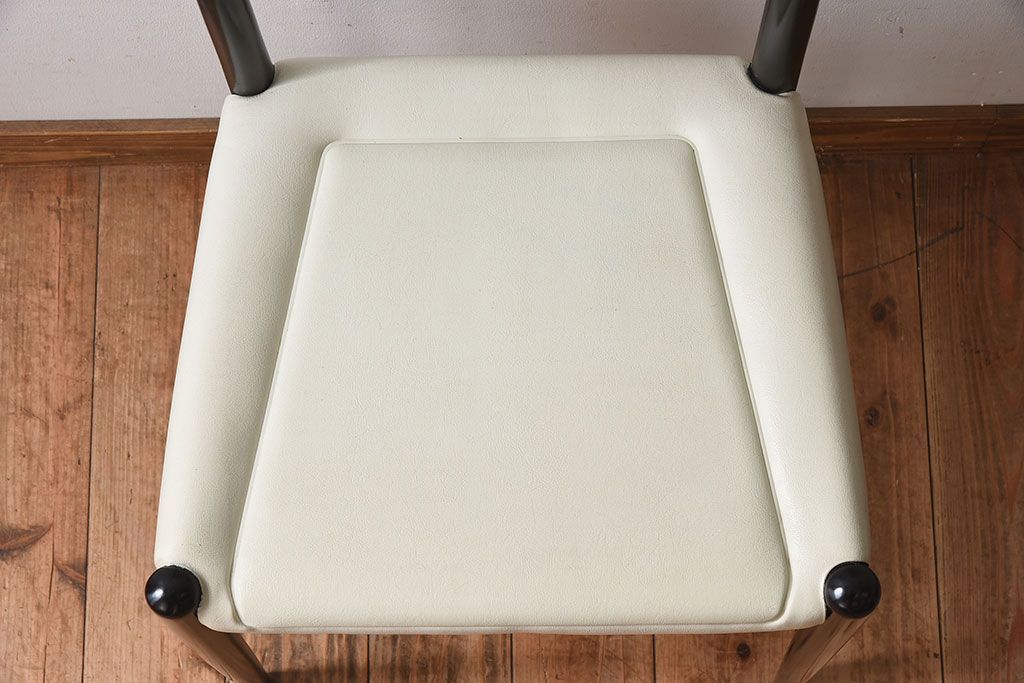 北欧家具　ビンテージ　Librenza　G-PLAN(ジープラン)　ダイニングチェア(モデル636)(2)