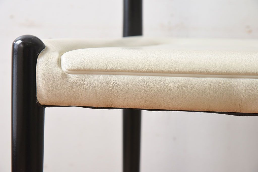 北欧家具　ビンテージ　Librenza　G-PLAN(ジープラン)　ダイニングチェア(モデル636)(2)