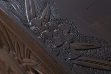 伝統工芸軽井沢彫　中古　チェスト(和タンス)