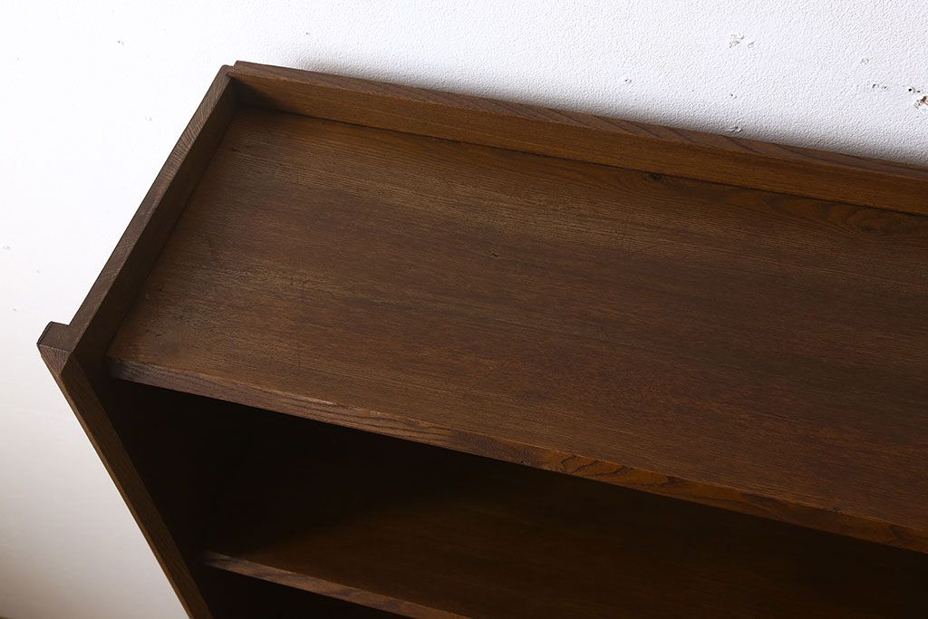 ヴィンテージ家具　昭和レトロ　1960年　ビンテージ　古い栓材のシンプルな本棚