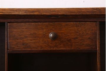アンティーク家具　イギリスアンティーク　ツイストレッグ　オーク材　上品なライティングビューロー