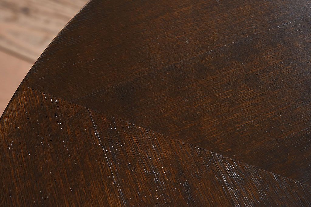 アンティーク家具　アンティーク　おしゃれな古い木製のラウンドカフェテーブル