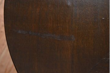 アンティーク家具　アンティーク　おしゃれな古い木製のラウンドカフェテーブル