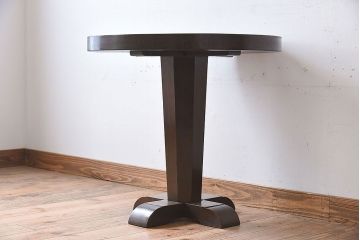 アンティーク家具　アンティーク　おしゃれな古い木製のラウンドカフェテーブル