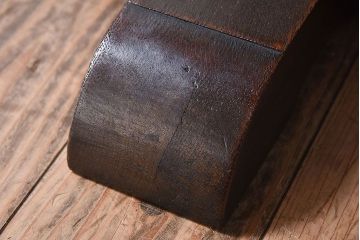 アンティーク家具　アンティーク　おしゃれな古い木製のラウンドカフェテーブル